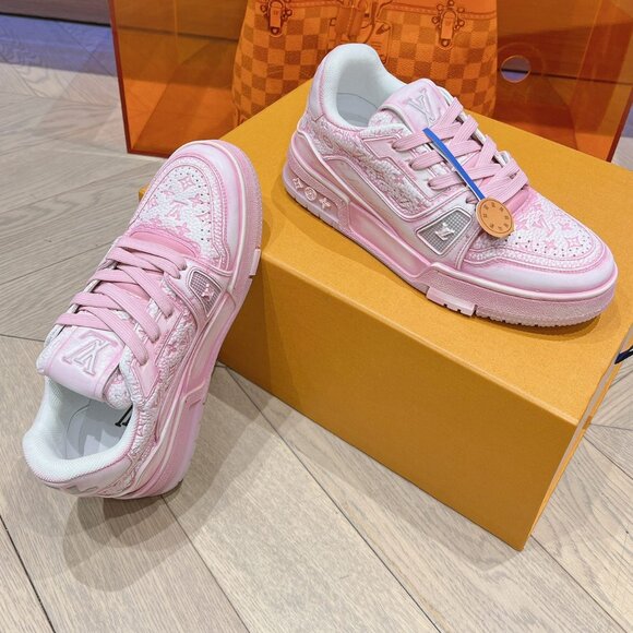 Louis Vuitton Pink And White Low-Top Sneakers - Picture 3 of 9